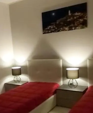 To Frühstückspension 3*